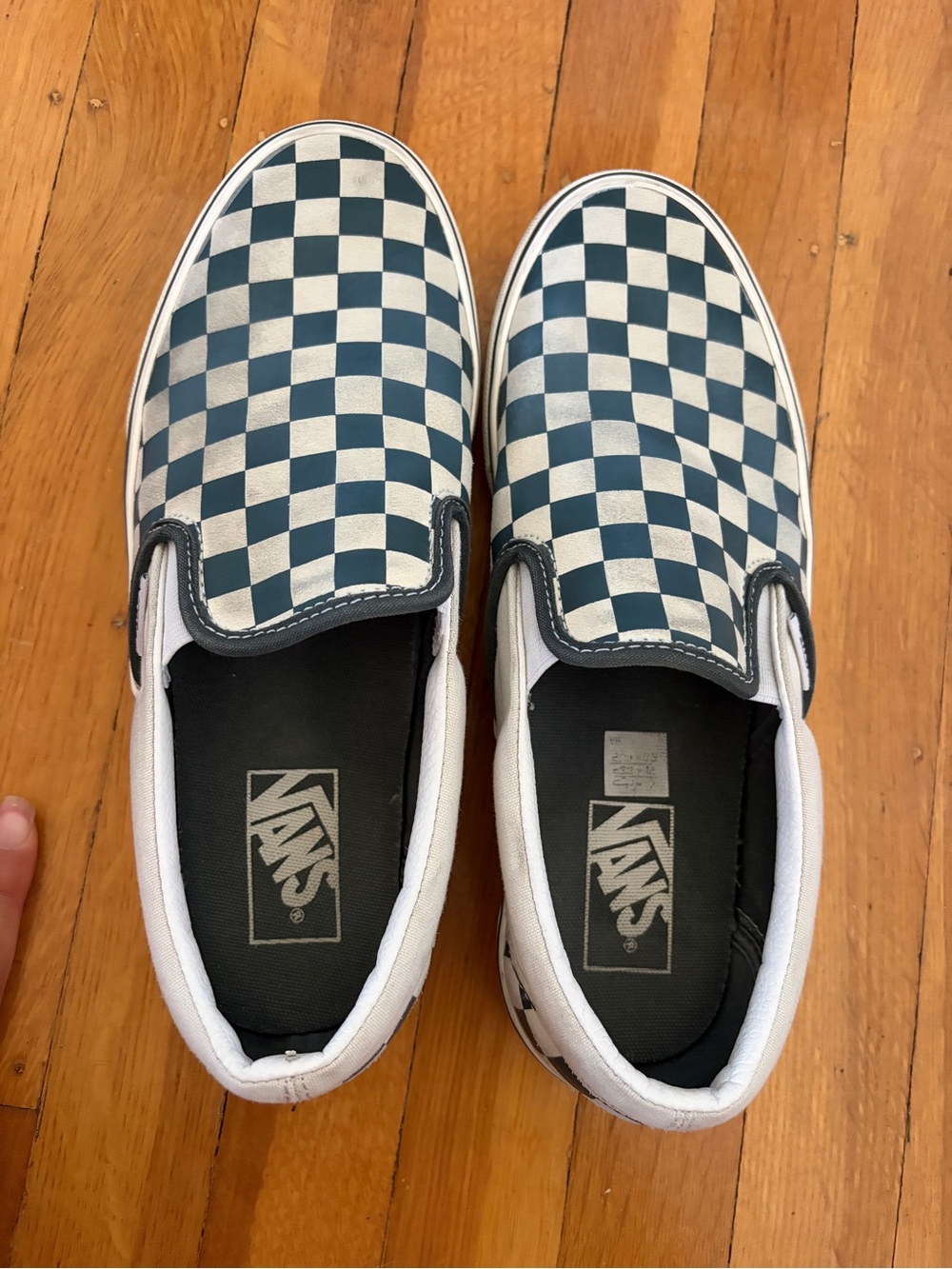 Vans checkered slip ons dark grey black wht 7.5 9 skater classic unisex sneakers